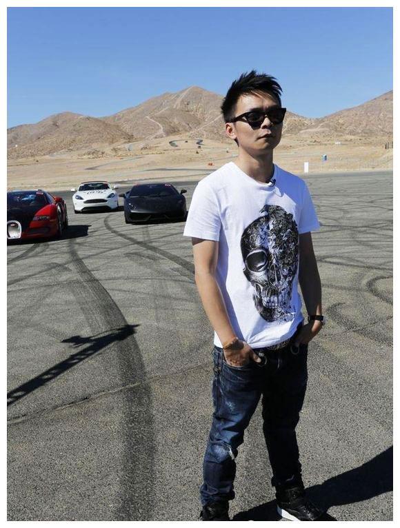 蒋鑫:一顿饭花掉近百万,坐拥数十辆千万豪车,他有着什么能耐?