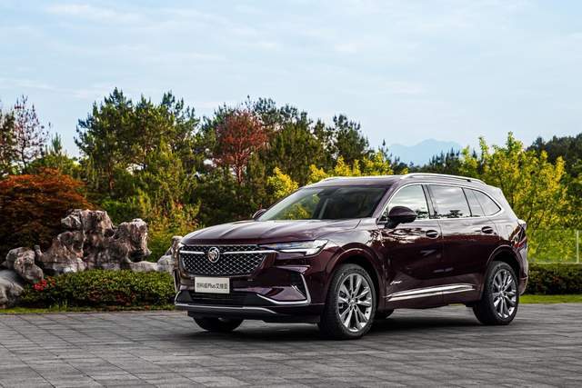 武装旗下最先进汽车科技，昂科威Plus到底有多强？