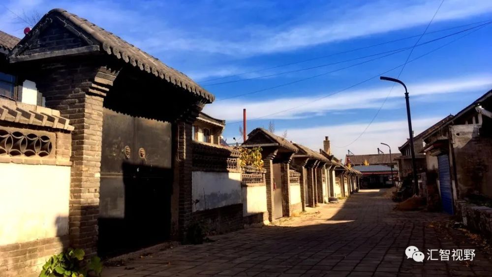 城镇人口和农村人口_农村人口流动不合理,制约我国乡村发展