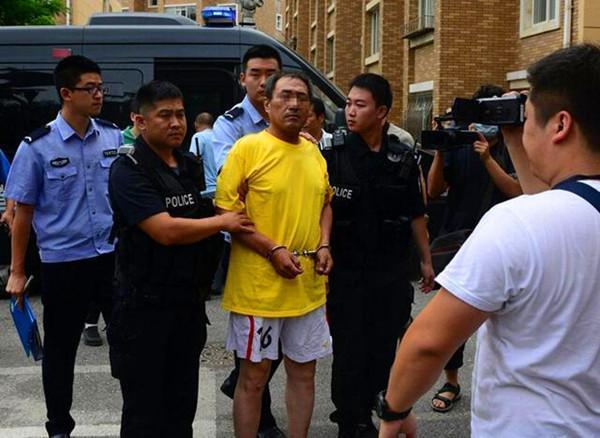 大连723枪杀案始末男子怀疑侄女与其争家产枪杀一男一女