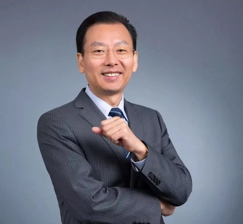 文科博士出身的他为何能担任南方科技大学一把手