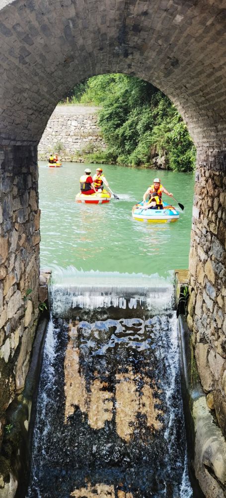毕节这个漂流火了!我们,免费送票!