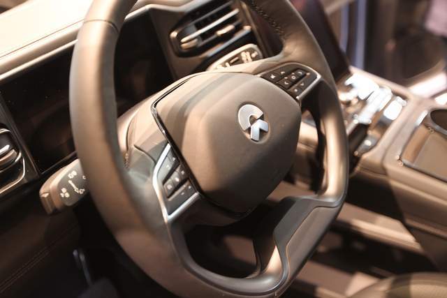 大量用户反映蔚来座椅设计有缺陷，有车主称得了腰间盘突出