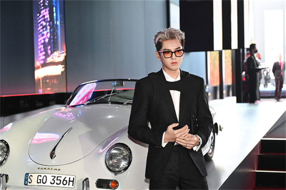 继多位品牌方解约后，WYF一夜人设崩塌，保时捷最终也坐不住了