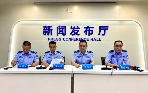 太原电动自行车 禁止挡风罩、遮阳伞