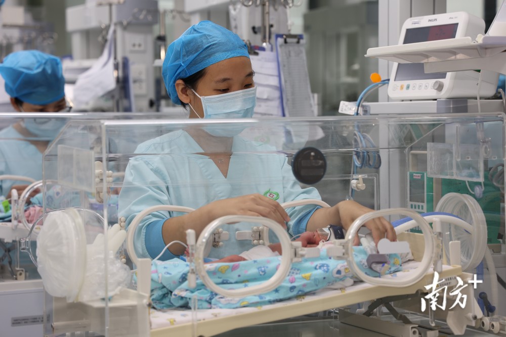 为危重新生儿安新家中山市博爱医院增设新病区