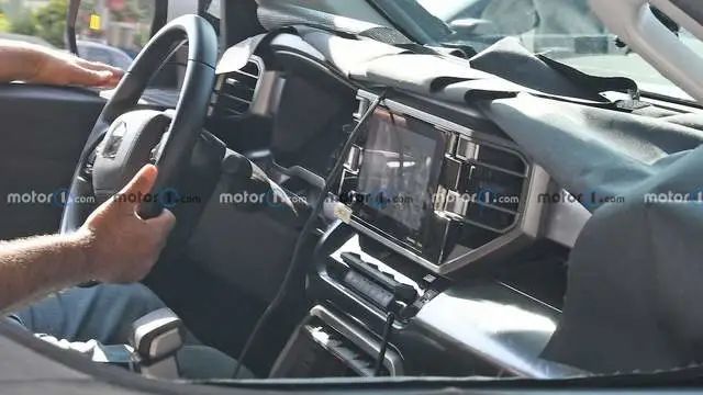 全新丰田坦途内饰谍照曝光，有望在今年秋季正式上市