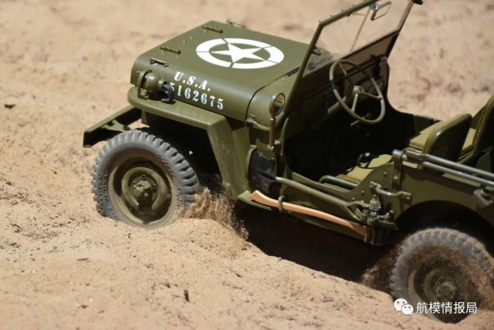 【车模测评】看照片还以为是真车，fms高仿真1/12威利斯仿真吉普车