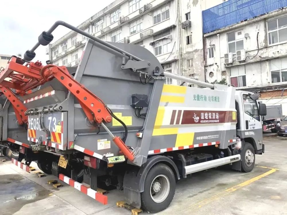 《条例》实施两年来,徐汇垃圾箱房,道路废物箱,清运车,中转站改造环环