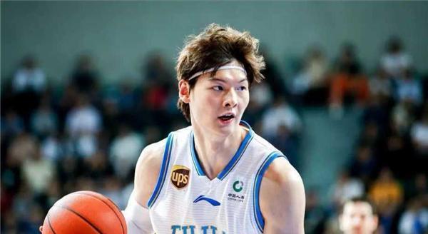 cba 无奈！CBA又有球队现资金危机，姚明不以为然，球员：不给钱别走