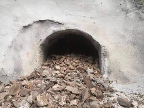 下库排导洞进入洞挖施工后,衢江抽水蓄能电站筹建期洞室及道路工程