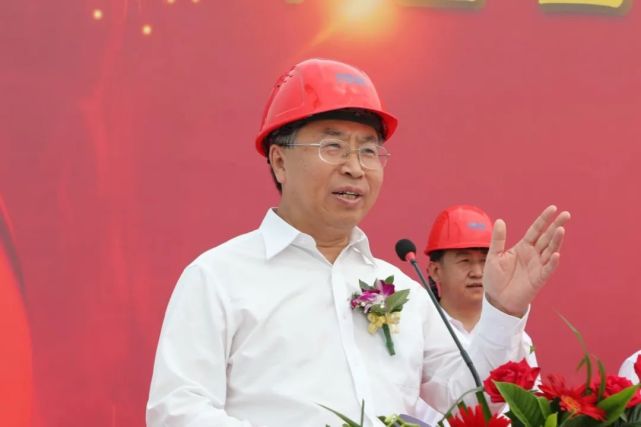 刘敬桢,外部董事王克良,外部董事童国华,副总经理曾兵,副总经理董增贺