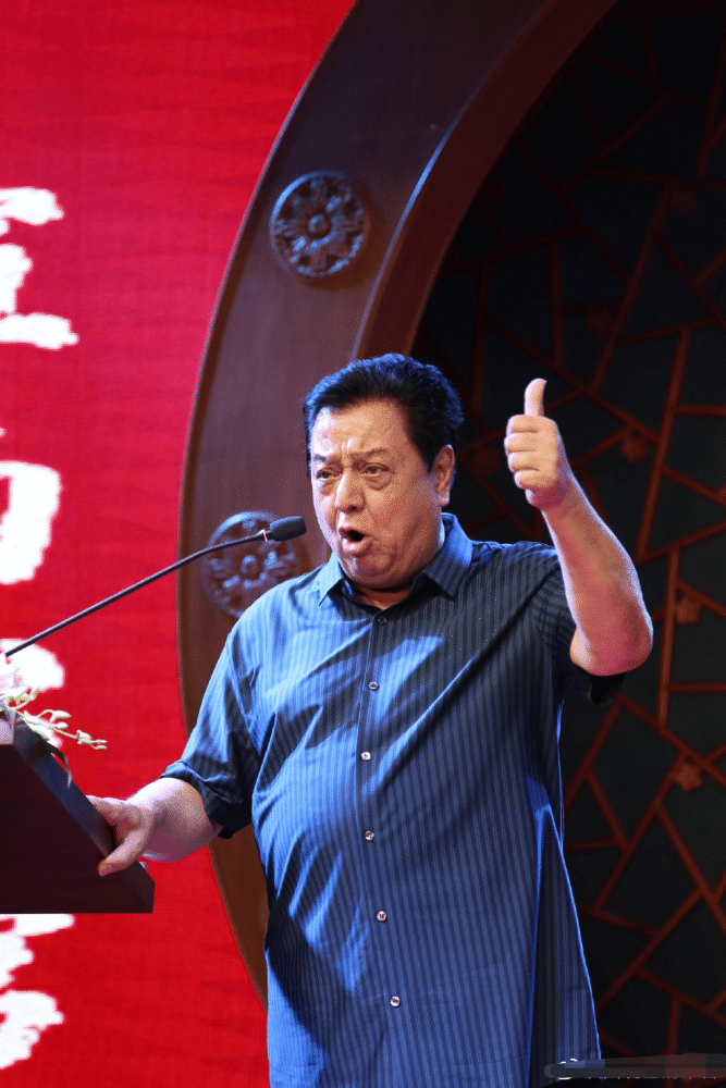 正宗北京评书宣南书馆复演,大师李金斗主持仪式,之前曾停演500余天