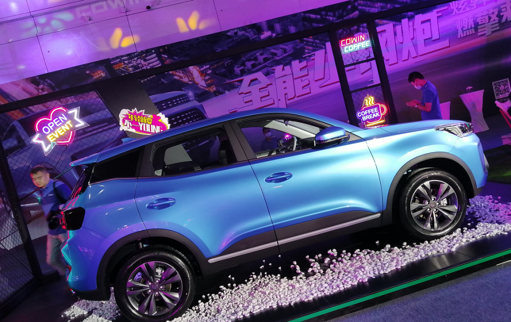 第二阵营反击战，炫界Pro正式上市，起步价7.59万元