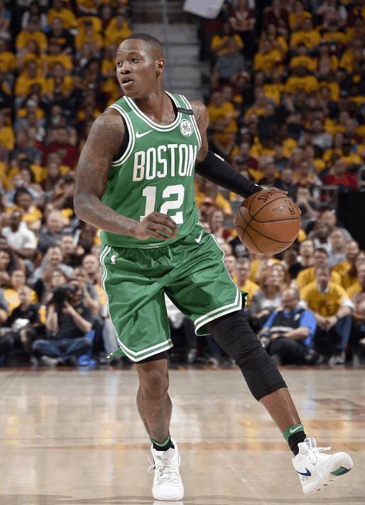 为罗齐尔的这个动作点赞,加分!