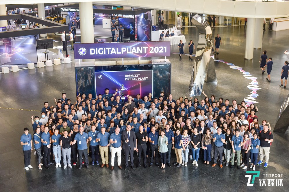 引领汽车制造未来发展，探访华晨宝马数字化工厂｜一线车讯