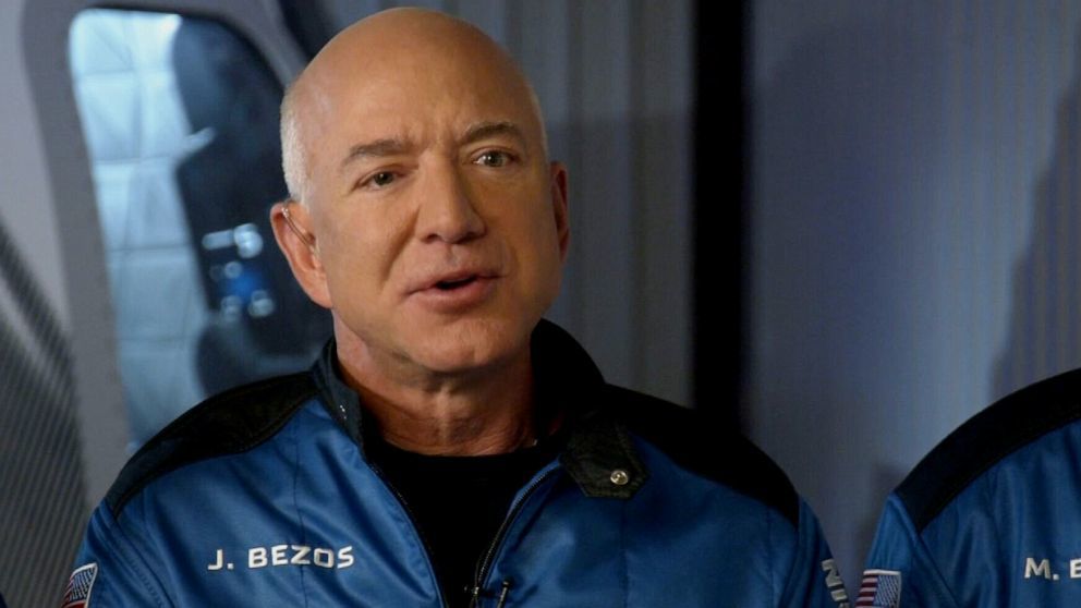 贝索斯谈首次太空之旅:这是向修建太空之路使命迈出的"一小步"_腾讯