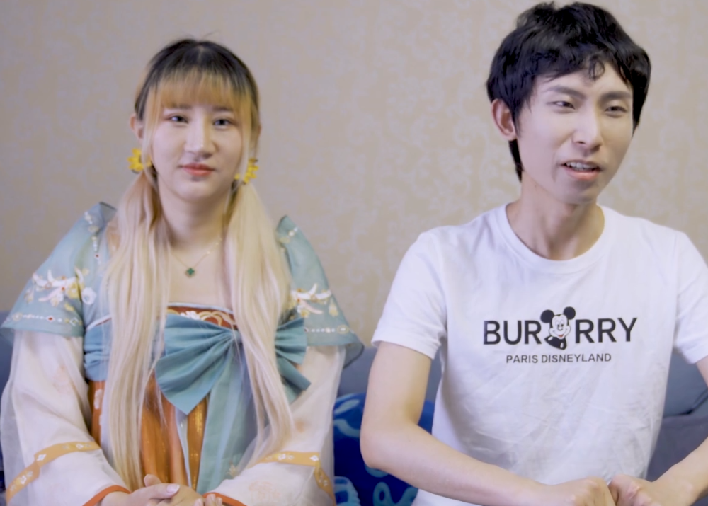 梦嫂穿汉服cos瑶妹被说膀大腰圆梦泪第一个表示不服她当年可是校花