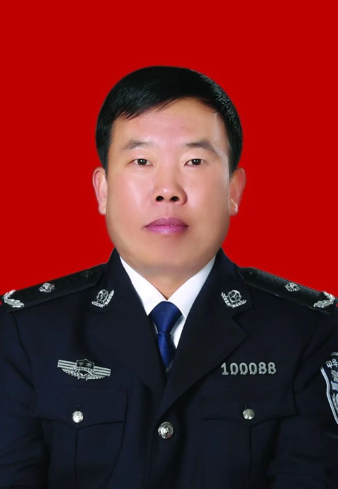 鹿邑交警现任大队长图片