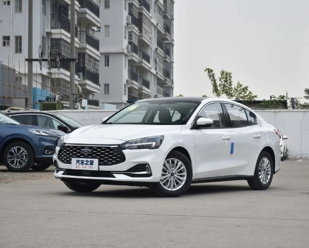 轴距超2.7米，操控好动力足！落地不到14万，买！