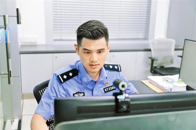 闫猛白天研判晚上蹲守顺藤摸瓜抓获嫌犯