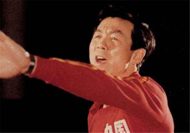 郎平一生的恩师袁伟民:面容慈祥爱锻炼,80岁高龄看着依旧年轻