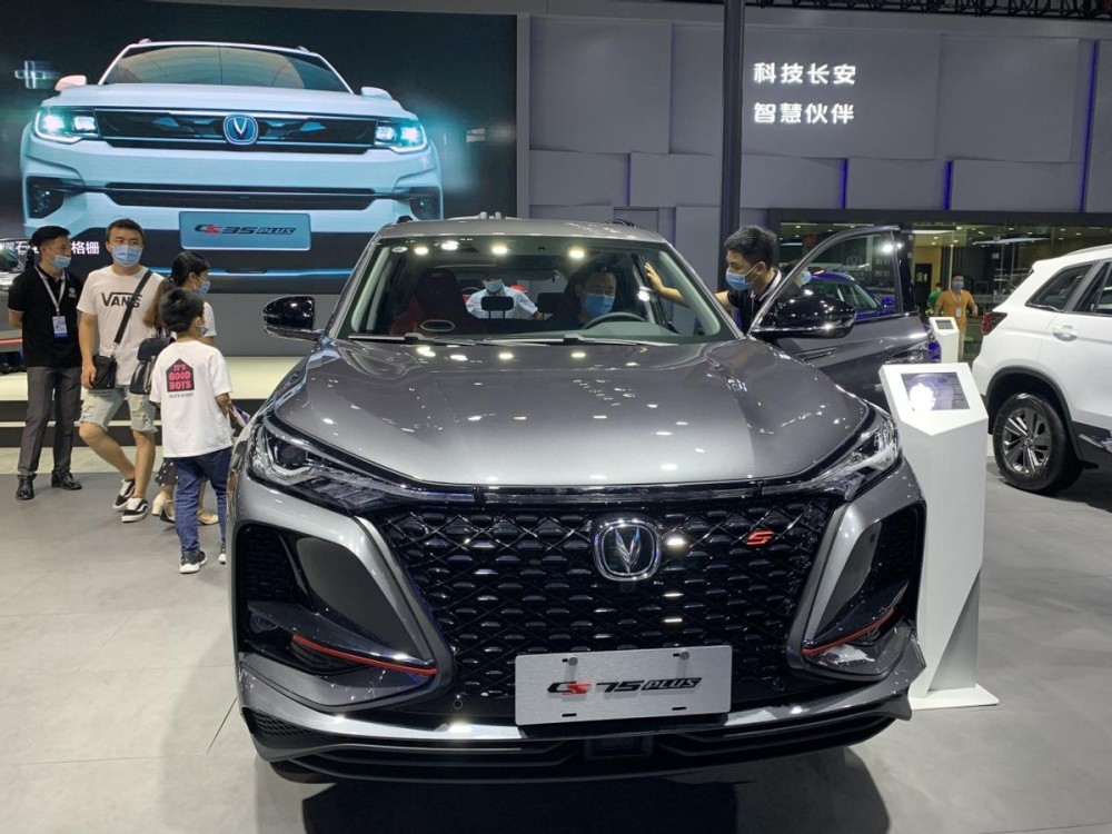 月销2万＋的长安CS75 PLUS，靠什么赢得市场