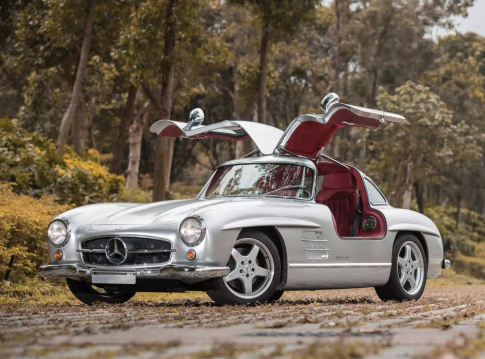 比大G经典，奔驰SL级年底回归，网友：为了它可以舍弃保时捷