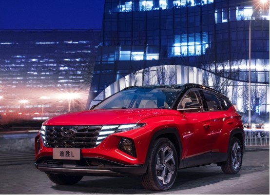 真正的“狠角色”途胜L，一脚油门200马力，空间超皓影