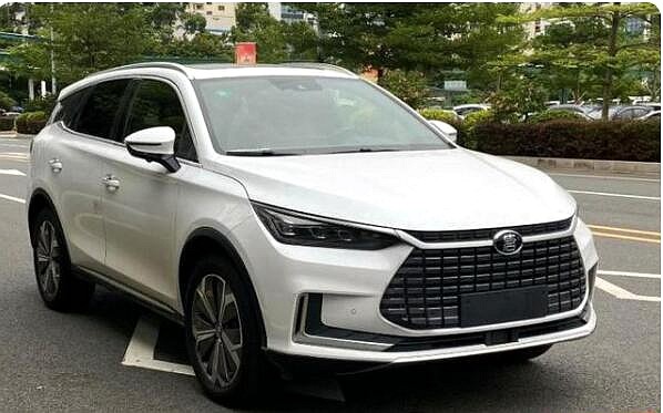 新款比亚迪唐EV实车图曝光，和汉EV同款前脸，颜值更在线