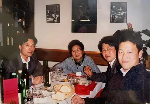 1964年,赵丽蓉带着两个儿子,嫁给了前夫的双胞胎弟弟|赵丽蓉|盛弘|盛