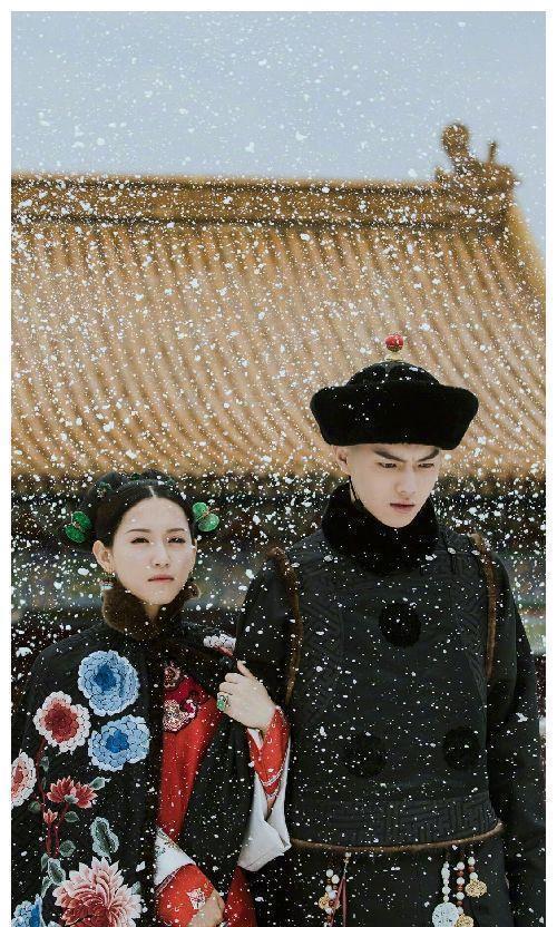 她才是真实的尔晴,为傅恒生4子2女,还与乾隆生一家喻户晓的儿子