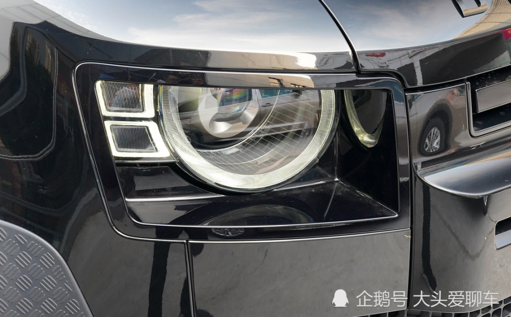 买奔驰G不如看它！起步配V6发动机＋全时四驱，越野性能完爆陆巡