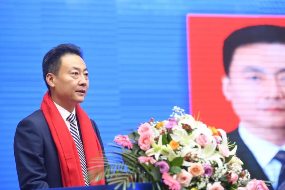 杨青玖