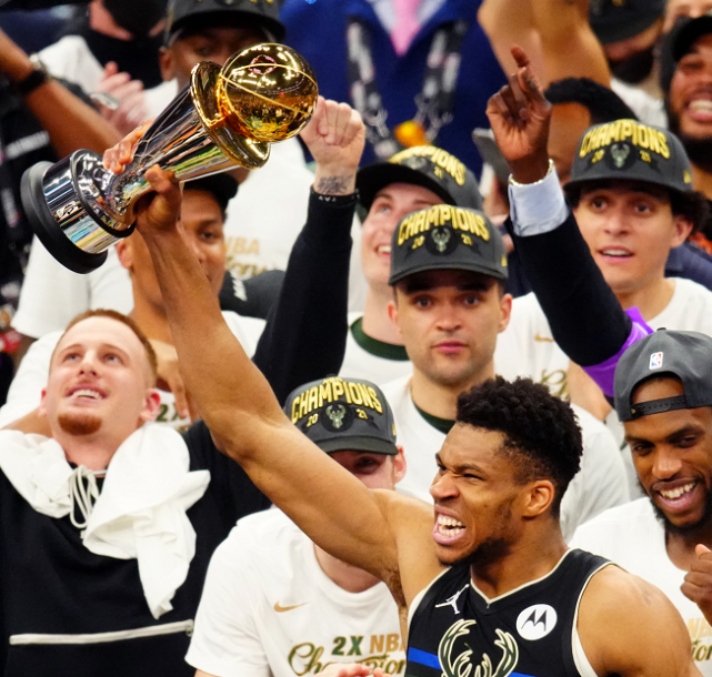 nba冠军榜:雄鹿2冠追平火箭升历史第5 湖绿17冠11队无冠