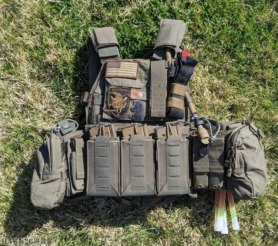 美国战术达人介绍自己的装具系统从搭配到使用事无巨细逐一讲解