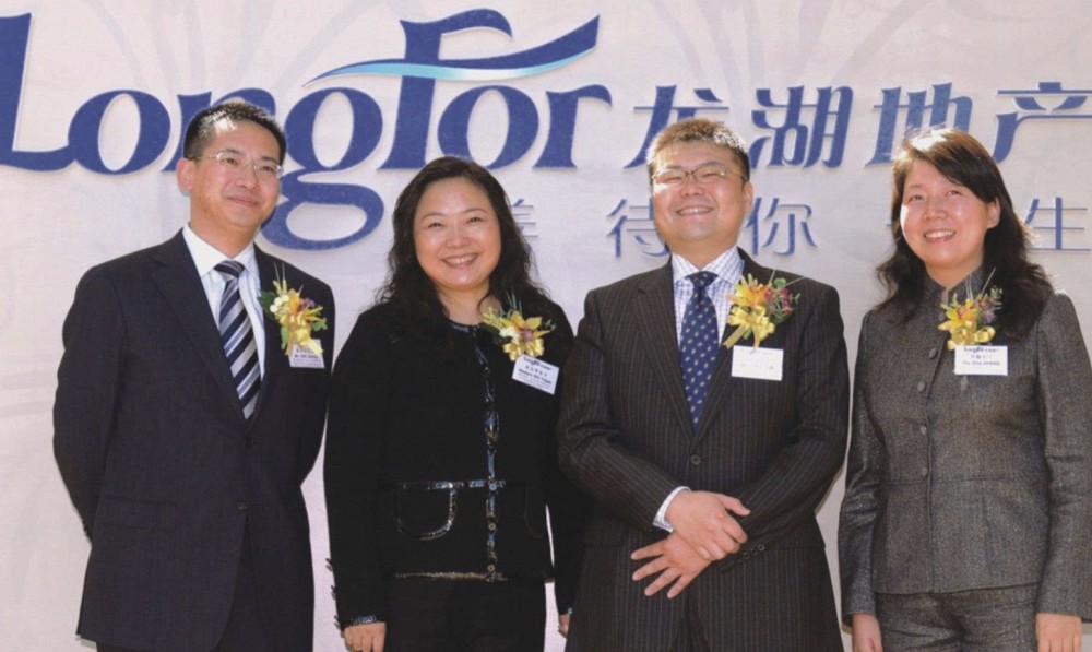 重庆十大富豪排行榜_重庆富豪排名出炉:新首富蒋仁生身价达17000亿,还入选了CEO榜单