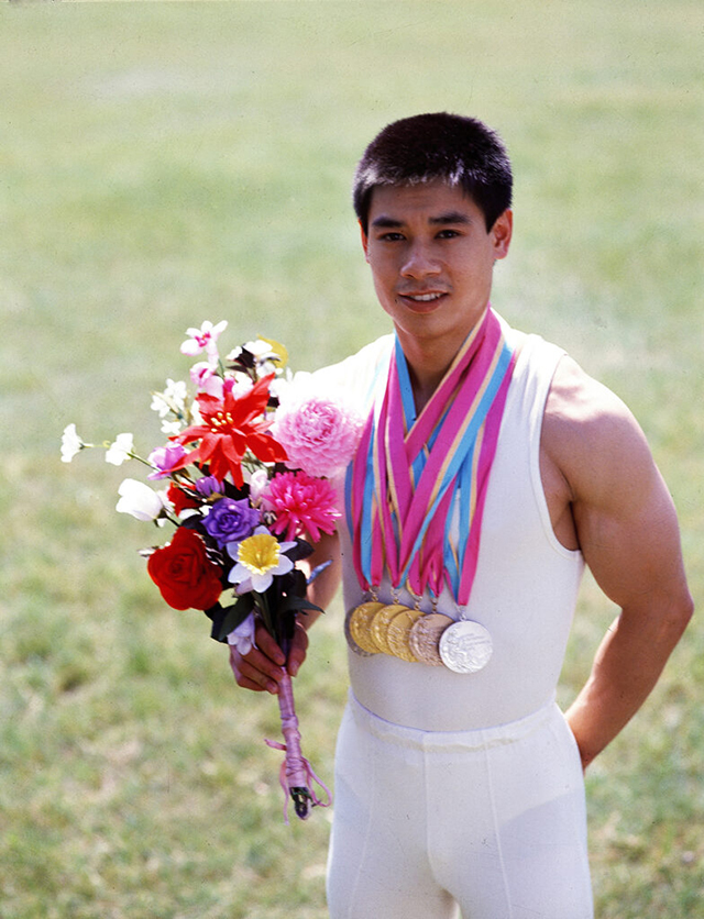 许海峰获奥运首金中国女排击败美国这是1984奥运辉煌时刻