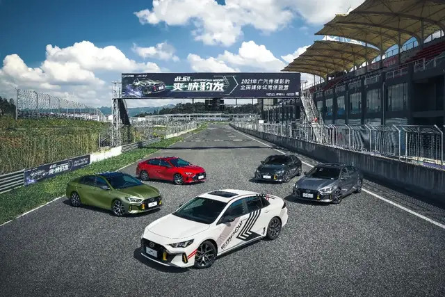 下赛道问影豹：你这瓜保熟吗？