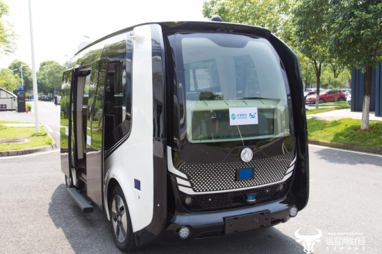 “中国车谷”5G自动驾驶汽车 引领湖北出行新时代