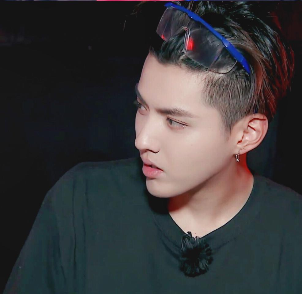 加拿大电鳗:word很大,你忍一下