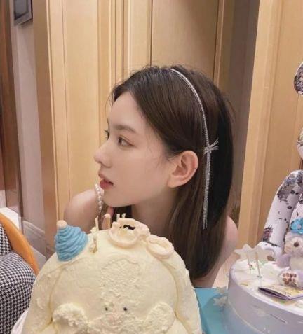 前男友入局帮校长,王健林该如何应对?