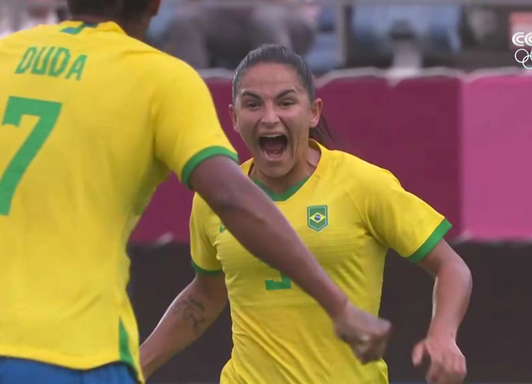 0-5!中国女足犯了男足常犯的错,4防1留漏洞,巴西传奇振臂怒吼