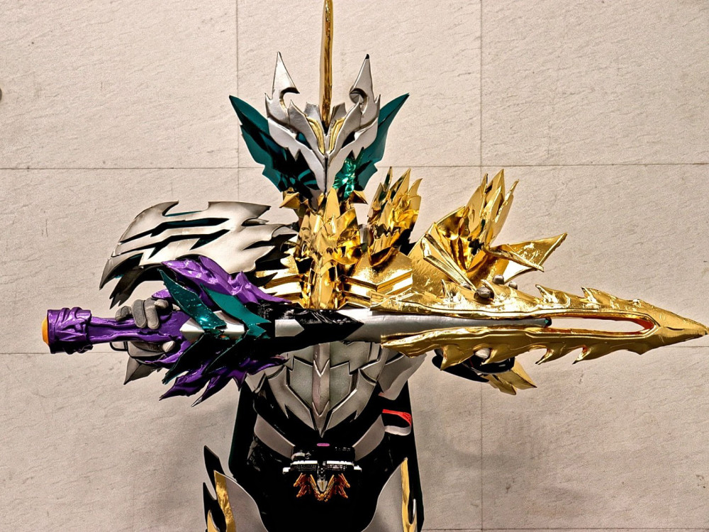 假面骑士圣刃皮套师自制王剑龙神皮套网友感叹300元花得值