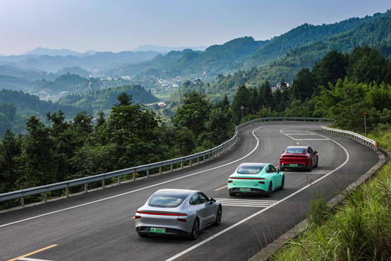 车主说｜三个重庆视觉系青年的小鹏初体验