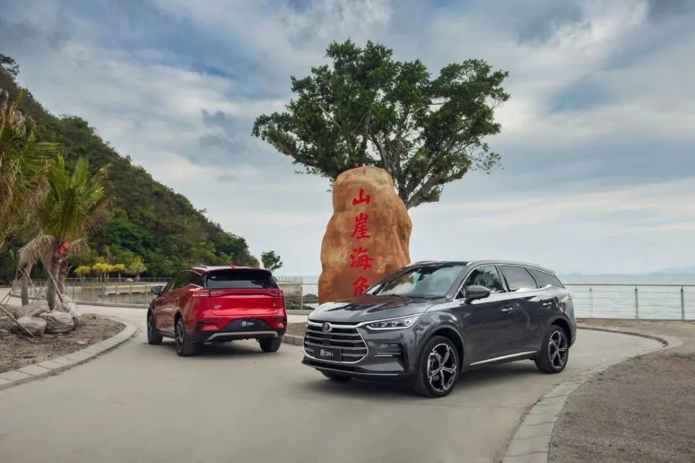 暴虐燃油车，比亚迪唐DM-i“霸道”的背后是什么？