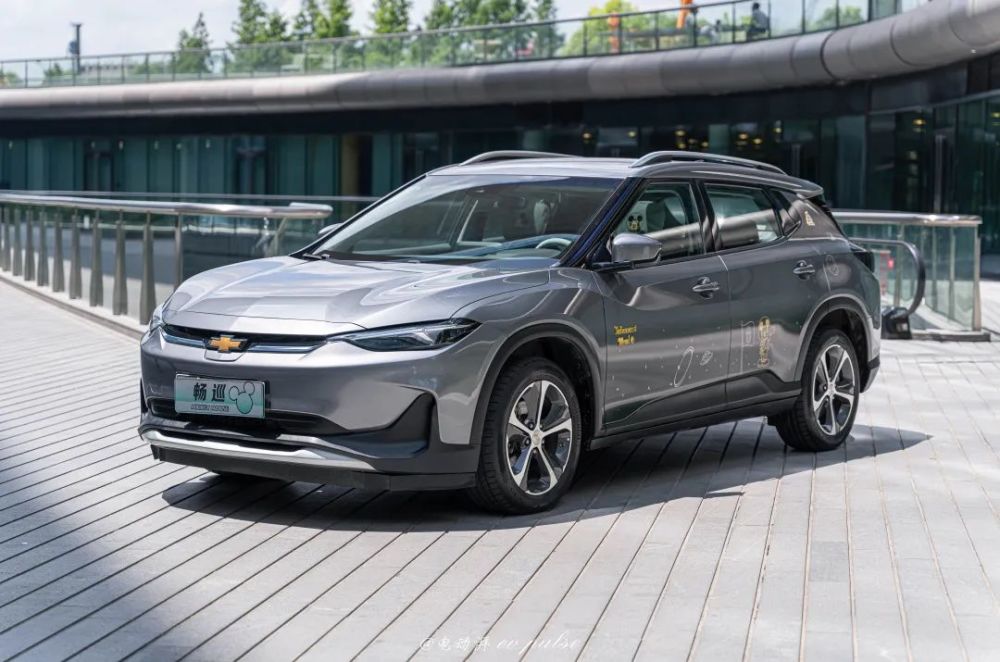 “迪士尼在逃公主”的专属座驾，实拍雪佛兰纯电畅巡米奇太空限量版