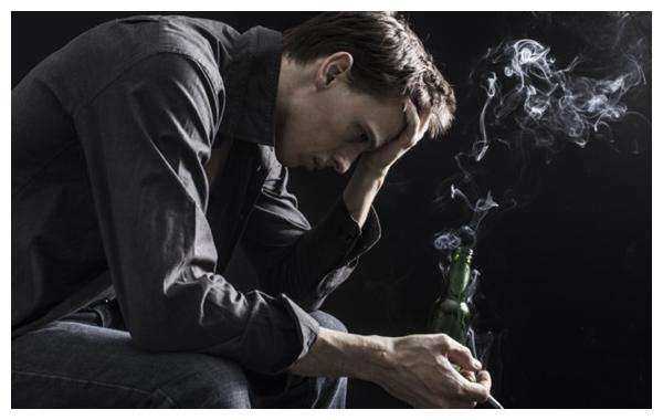 呼吸科主任烟瘾再大这4个时间最好不要吸烟肺一辈子没毛病