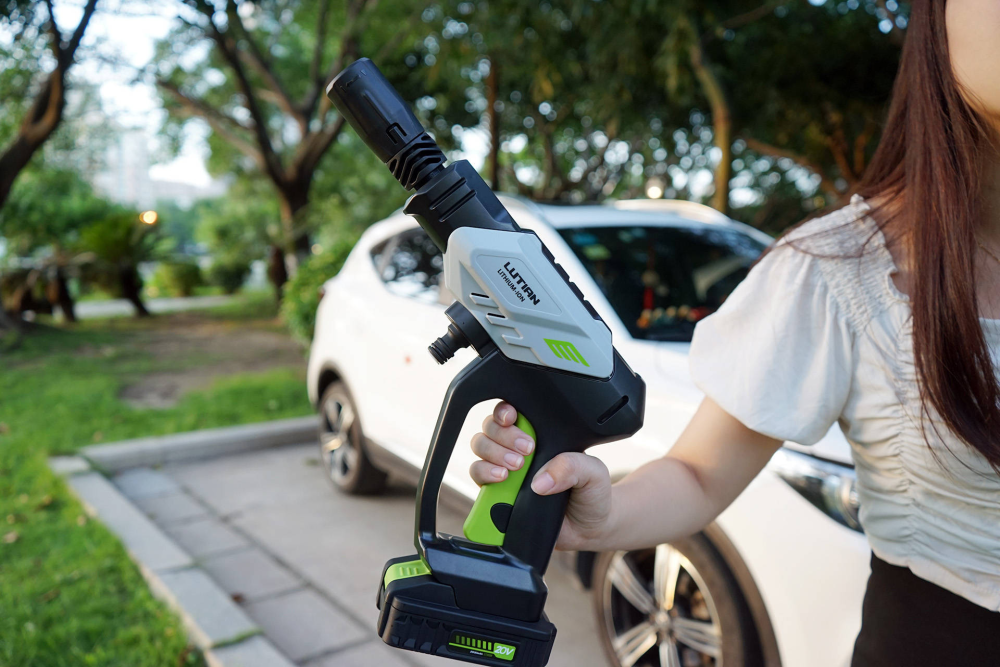入手了个神器，以后在家洗车太方便了，告别排队！