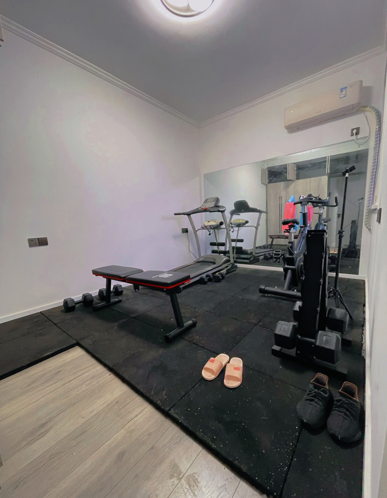 把卧室改为健身房喜欢运动的女孩自己设计的现代简约风格三居室